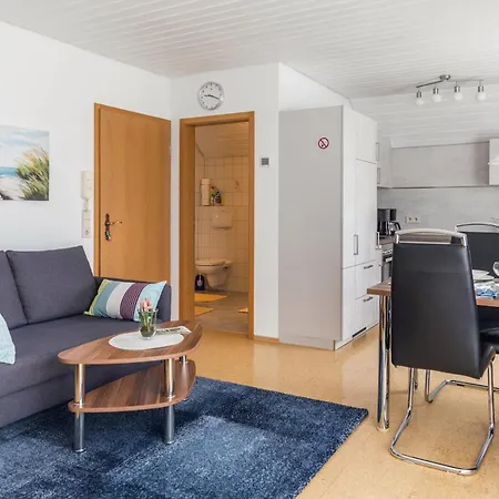 1 Baur Nr 3 Apartment